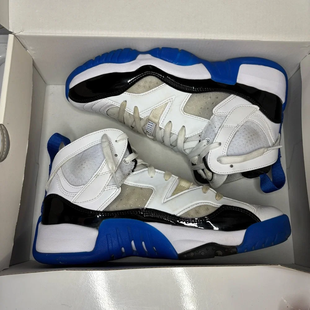 Jordan Jumpman Two Trey
